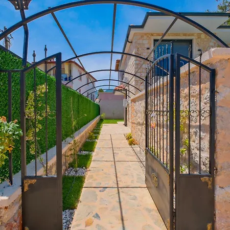 Bektas Villa